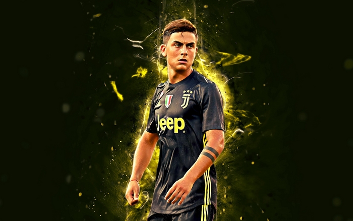 Paulo Dybala in Juventus Soccer Kit