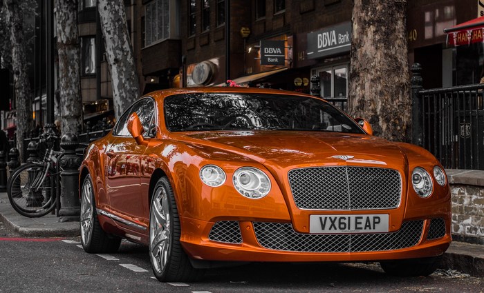 Orange Bentley Continental GT VX61 EAP