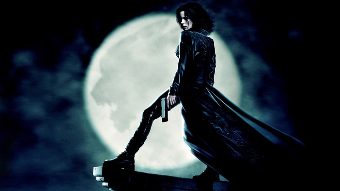 Selene from Underworld with a gun