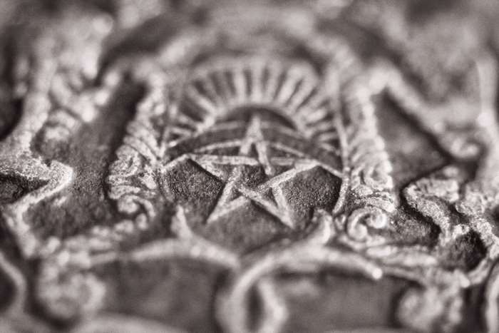 Close-up of Moroccan emblem with star and sun