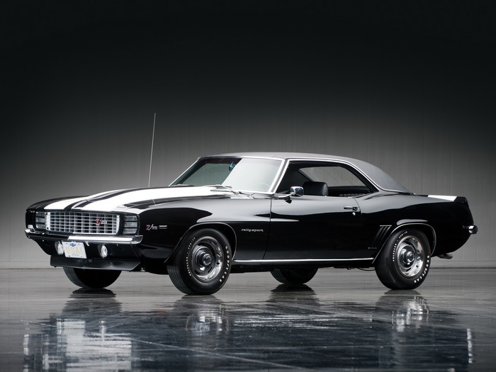 1969 Chevrolet Camaro Z28 RS classic muscle car