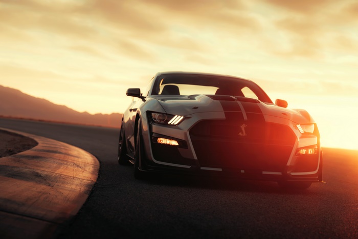 Ford Mustang Shelby GT500 on Sunset Track
