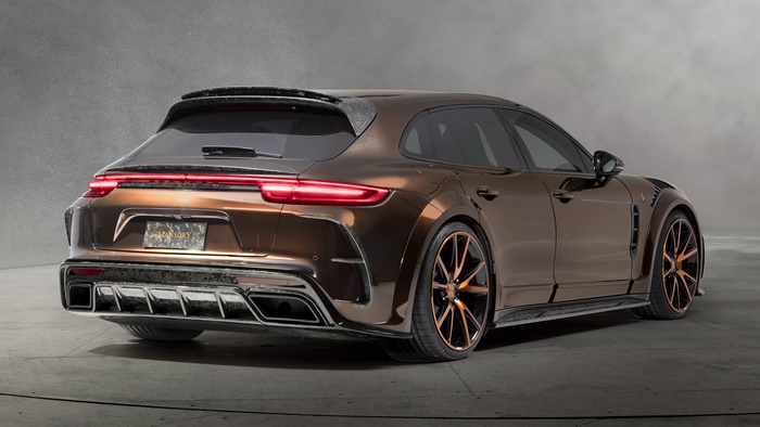 Porsche Panamera Sport Turismo by Mansory