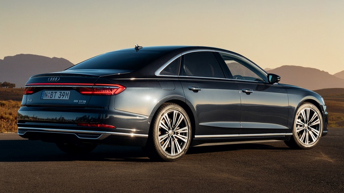 Audi A8 55 TFSI Sedan
