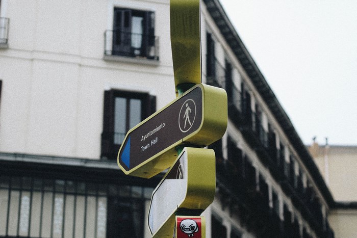 Madrid Town Hall directional sign