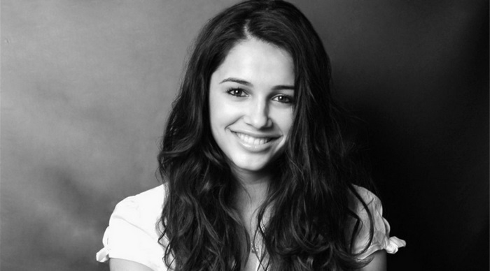 Naomi Scott 4K