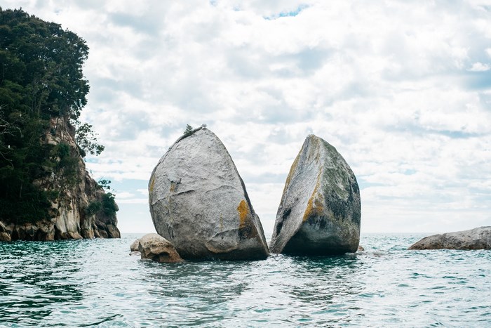 Split Apple Rock, Abel Tasman National Park, New Zealand