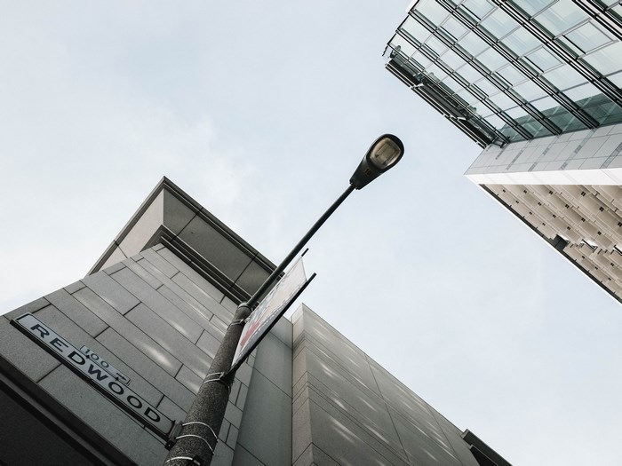 Street lamp and buildings on Redwood street
