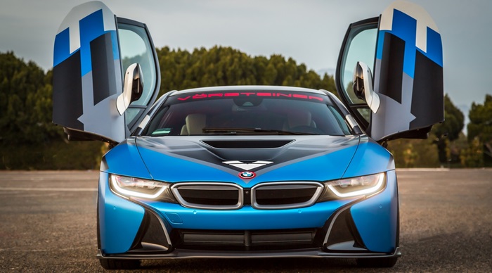 Vorsteiner BMW i8 with butterfly doors