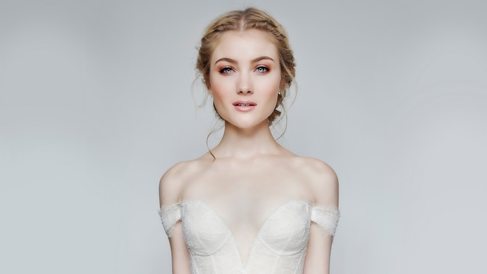 Skyler Samuels 4K