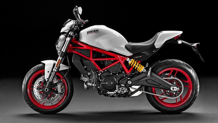 Ducati Monster 797 Plus 4K