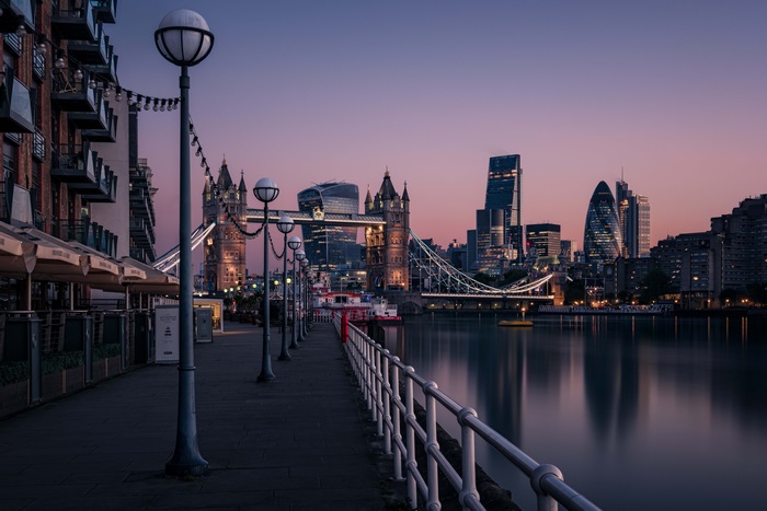 London skyline with Tower Bridge at dusk 4K