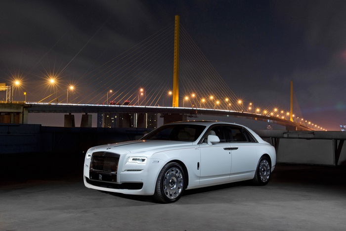 White Rolls-Royce Ghost 4K