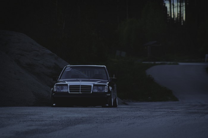 Mercedes-Benz stance in Norway