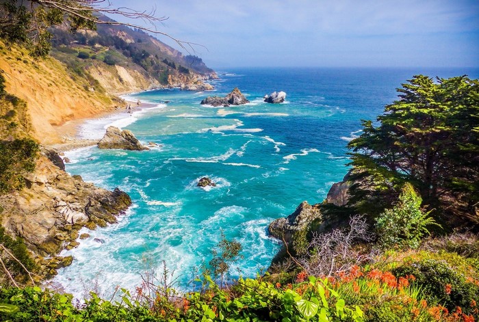 California Coastline with Turquoise Ocean and Rocky Cliffs