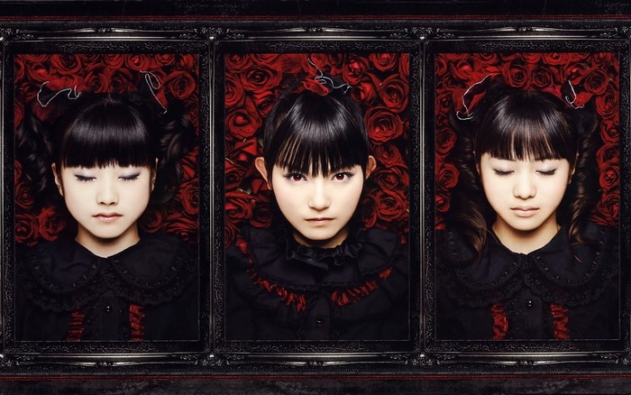 BABYMETAL members in ornate frames with roses