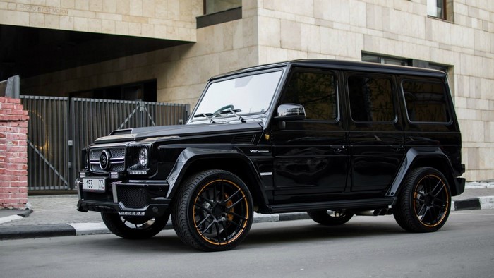 Black Mercedes-Benz AMG G 63 Brabus