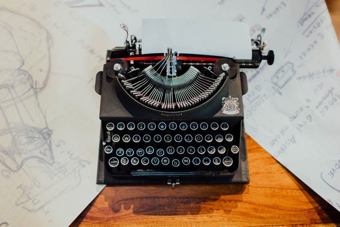 Imperial The Good Companion Typewriter with Sketches