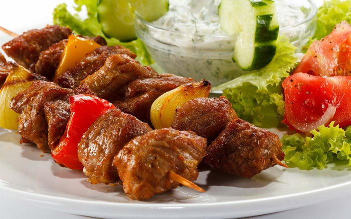 Beef and vegetable skewers with dip