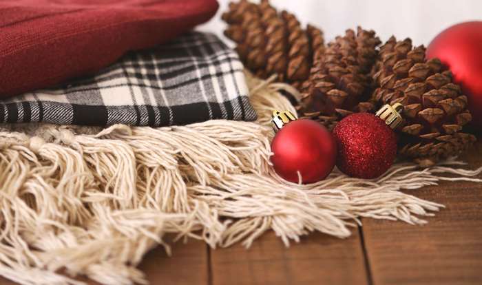 Christmas decorations with pine cones and ornaments