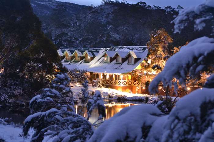 Cradle Mountain Lodge in Tasmania during winter