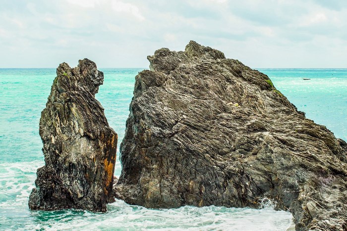 Cinque Terre Coastline with Jagged Rocks and Turquoise Sea