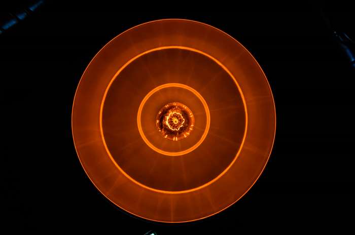 Illuminated round shape with concentric circles