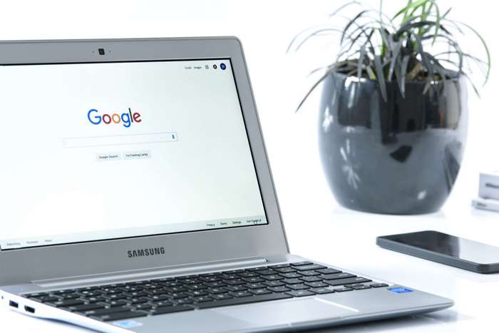 Samsung laptop displaying Google search page