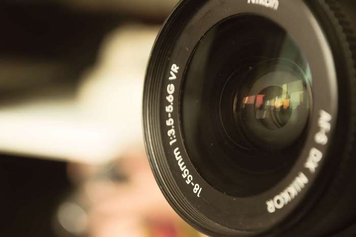Nikon AF-S DX Nikkor 18-55mm f/3.5-5.6G VR Lens
