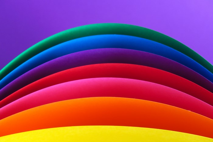Abstract Rainbow Spectrum of Curved Paper