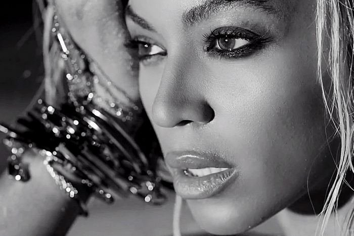 Beyoncé close-up black and white