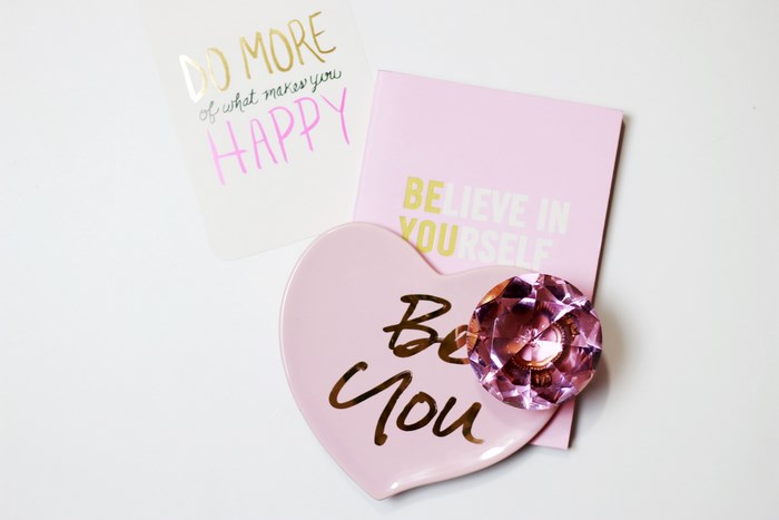 Pink heart with inspirational quotes and diamond