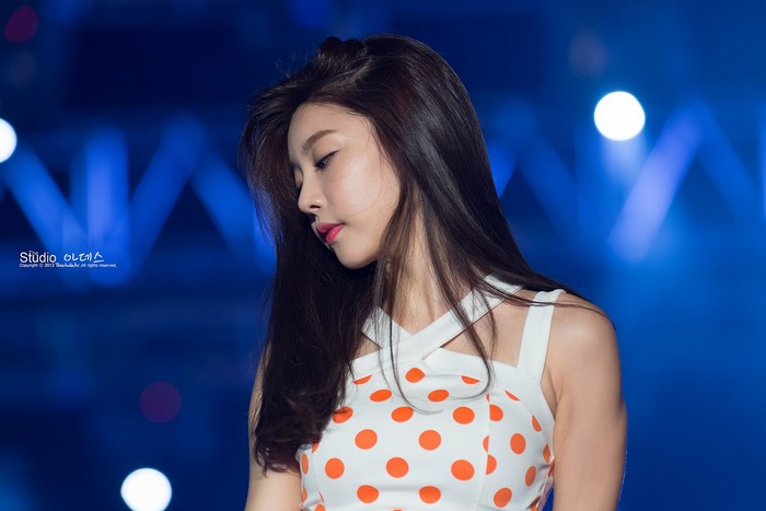 Sojin from K-Pop performing on stage