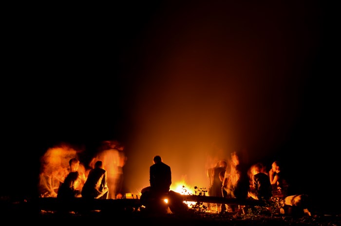 4054x2686 light, group, camp fire, silhouette, sunset, firelight, fire,  outdoors, dark, orange, lonely, dusk, camping, sunrise, glow, lostboy, Free  pictures, evening, crowd, person, campfire, HD Wallpaper | Rare Gallery