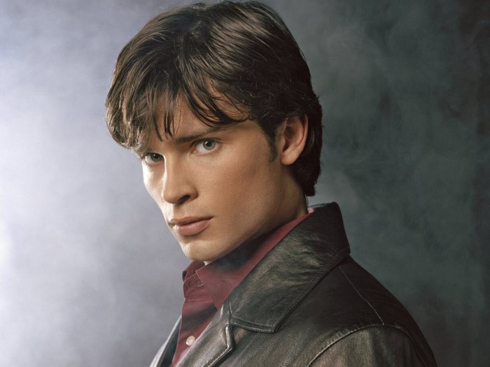 Tom Welling as Clark Kent