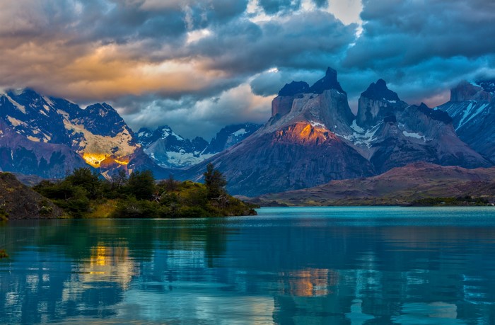 Majestic Patagonian Mountains and Lake at Sunset