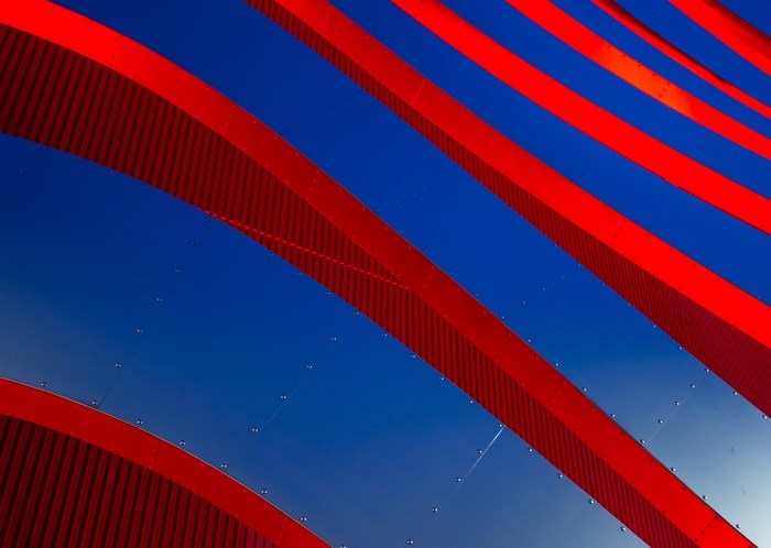 Petersen Automotive Museum facade with red and blue curves