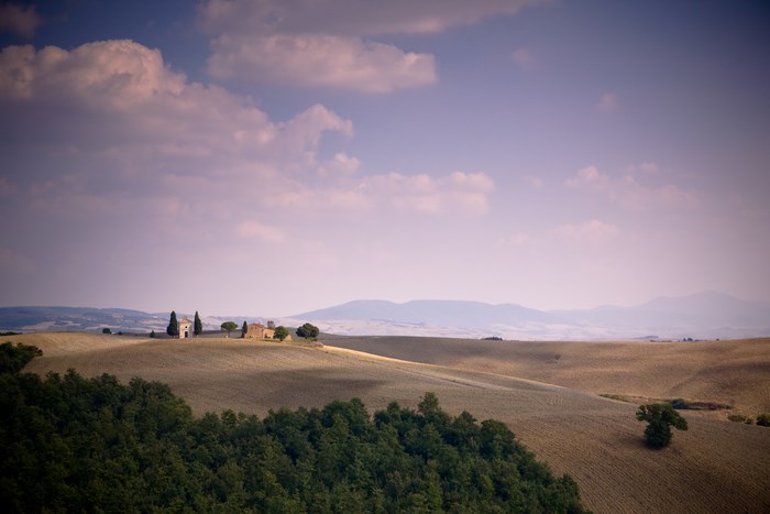 Tuscany Landscape with Farmhouse and Rolling Hills