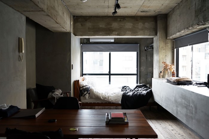 Modern Minimalist Tokyo Concrete Apartment Interior