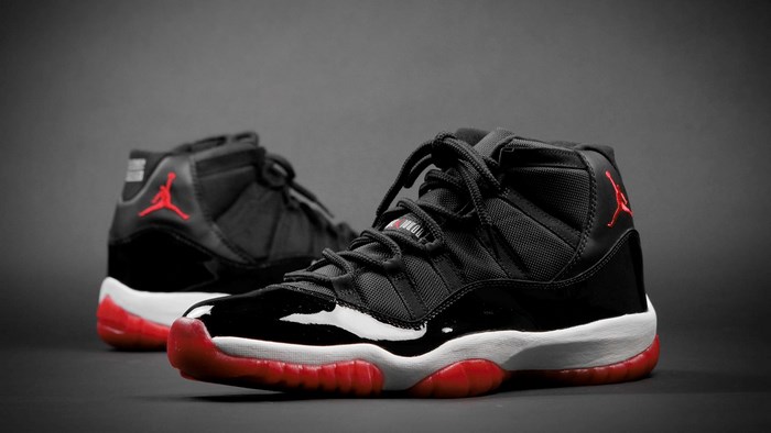 Air Jordan 11 Retro Bred Sneakers