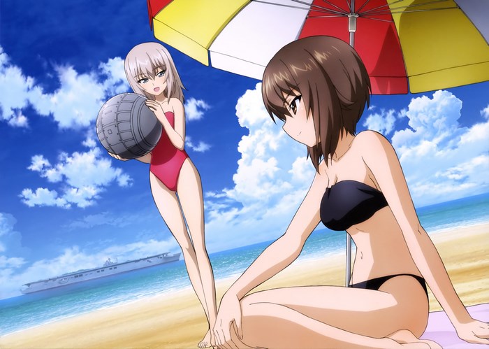 Erika Itsumi and Maho Nishizumi from Girls und Panzer on the beach