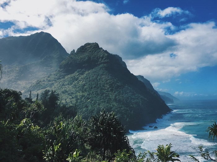 Napali Coast, Kauai, Hawaii with Ocean and Mountains