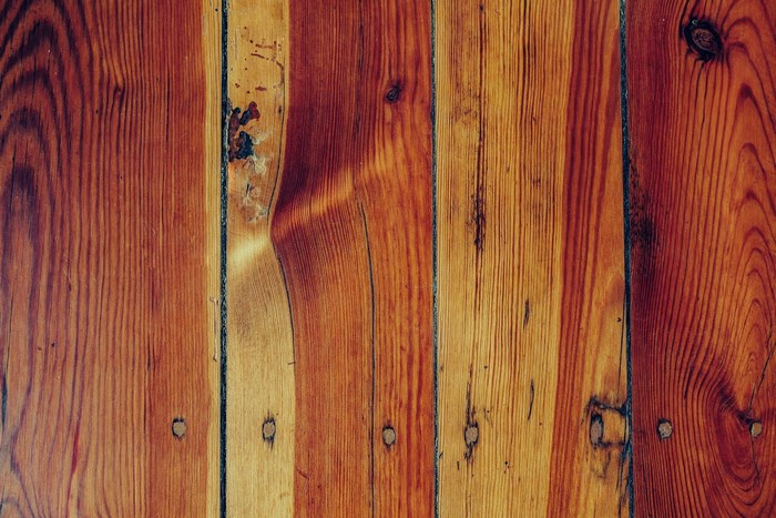 Wood texture with knots and grain