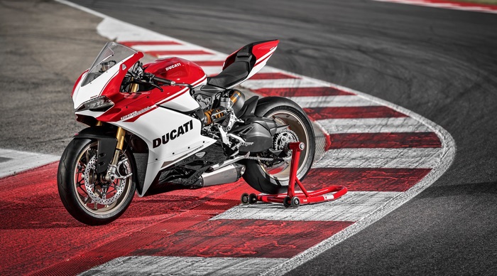 Ducati 1299 Panigale S 4K