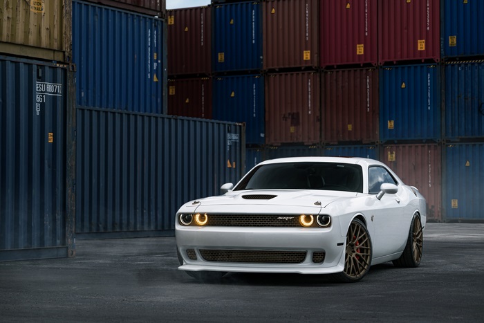 White Dodge Challenger SRT Hellcat 4K