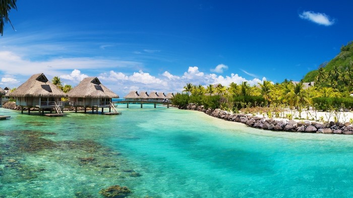 Bora Bora Overwater Bungalows and Turquoise Lagoon