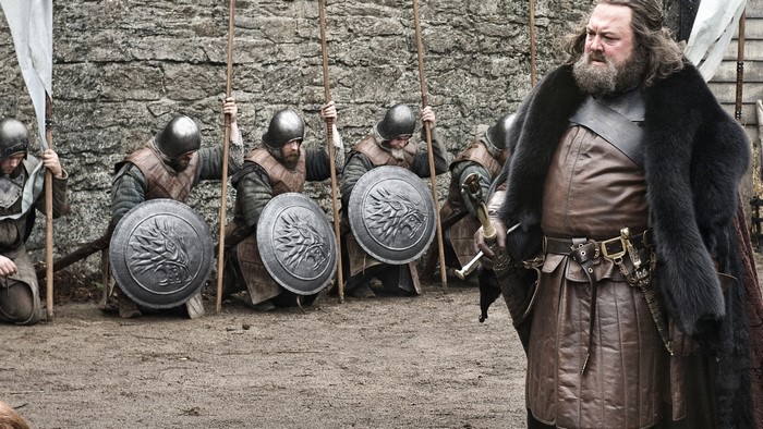 Robert Baratheon from Game of Thrones with soldiers