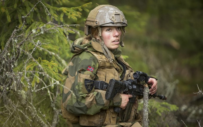 Norwegian Army soldier with HK 416 rifle