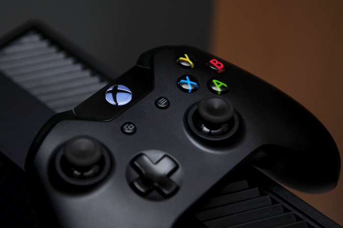 Xbox One Controller with colored buttons