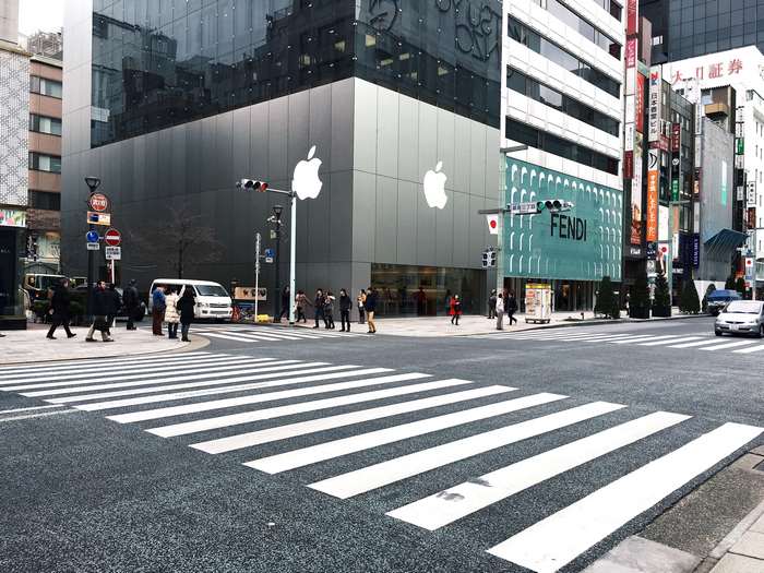 Apple Store and Fendi Store, Ginza 4K
